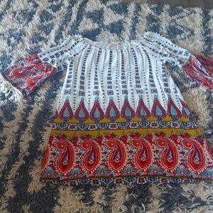 Size large 3/4 sleeve shirt